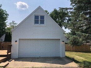 403 Grand Blvd in Wauconda, IL - Building Photo - Building Photo