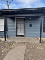 1033 Pasadena St in San Antonio, TX - Building Photo