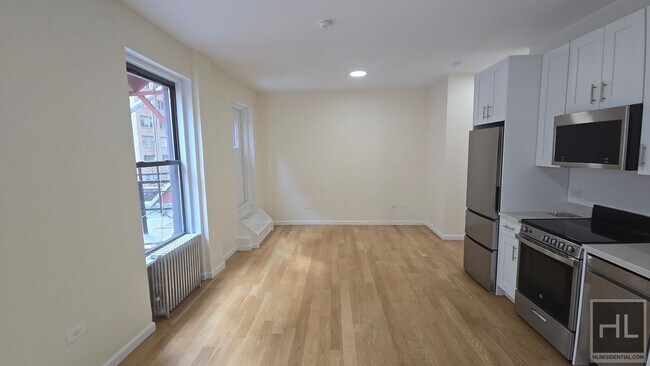 WEST 56 STREET in New York, NY - Building Photo - Building Photo