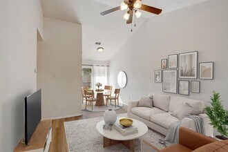 1015 E Yager Ln in Austin, TX - Building Photo - Building Photo
