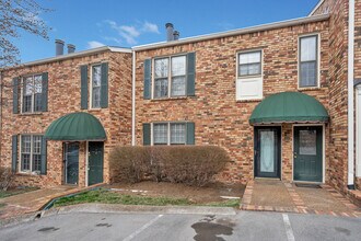 125 Matthew Ln, Unit 125 in Nashville, TN - Building Photo - Building Photo
