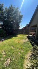 1128 E Vine Ct in Visalia, CA - Building Photo - Building Photo