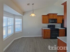 3812 Plymouth Rock Drive in Loganville, GA - Foto de edificio - Building Photo