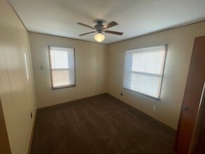 4217 SE 43rd St in Del City, OK - Building Photo - Building Photo