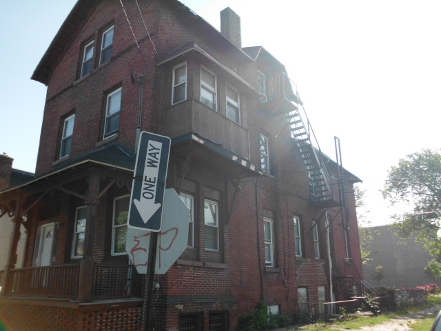314 S 4th St in Camden, NJ - Foto de edificio - Building Photo