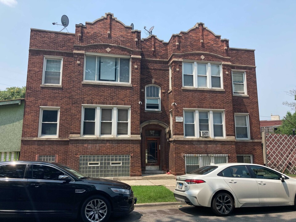 6836 S Saint Lawrence Ave in Chicago, IL - Building Photo