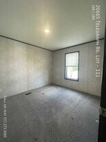 20665 Telegraph Rd in Brownstown Township, MI - Building Photo