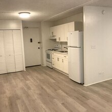 1655 Makaloa St in Honolulu, HI - Building Photo - Building Photo