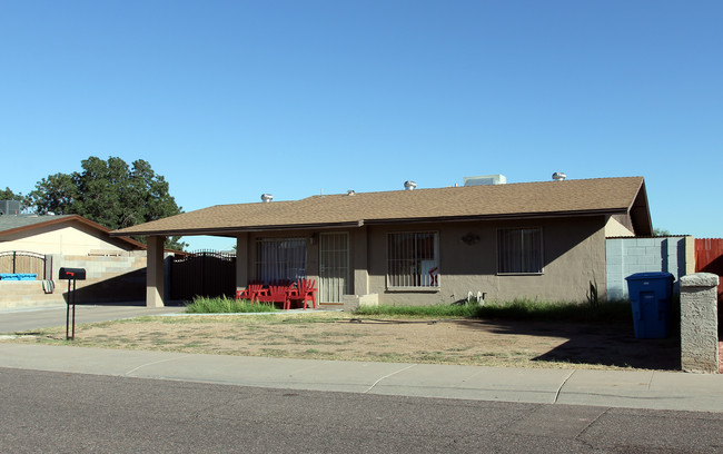 4116 W Monte Vista Rd in Phoenix, AZ - Building Photo - Building Photo