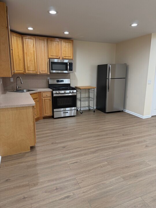 41 Leonard St, Unit First Floor Unit #1 in Jersey City, NJ - Building Photo