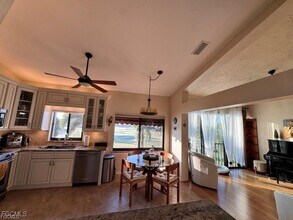 16561 Heron Coach Way in Ft. Myers, FL - Building Photo - Building Photo