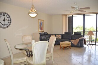 2300 NE 33rd Ave in Fort Lauderdale, FL - Building Photo - Building Photo