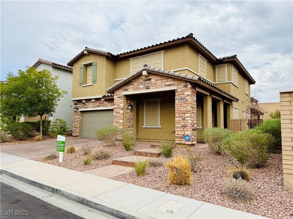 253 Kindly Way in Henderson, NV - Building Photo