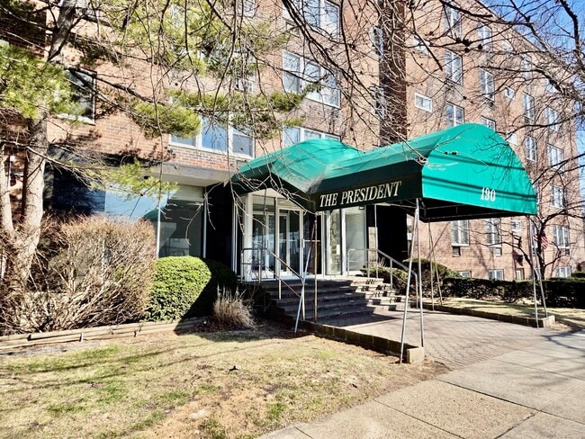 property at 190 Mineola Blvd