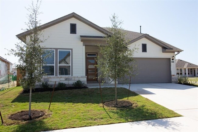 105 Stone Fork Ln in Hutto, TX - Building Photo - Building Photo