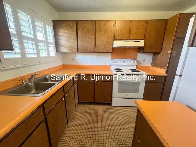 98-915-854 Noelani St in Pearl City, HI - Foto de edificio - Building Photo