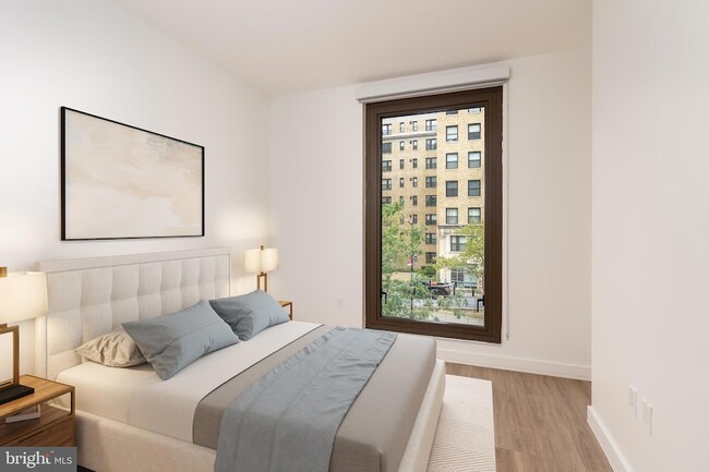 1630 Columbia Rd NW, Unit 316 in Washington, DC - Building Photo - Building Photo