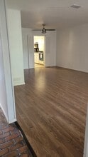 7621 Dentcrest Dr, Unit 7621 in Dallas, TX - Building Photo - Building Photo