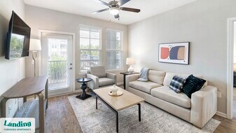 2300 Tapestry Park Dr, Unit 2375-103 in Land O Lakes, FL - Building Photo