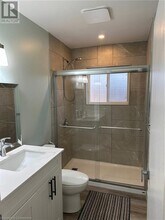 27 Winslow Dr in Kitchener, ON - Building Photo - Building Photo