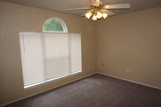 9713 Joliet Ave in Lubbock, TX - Building Photo - Building Photo