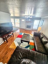 4716 Hemlock Cir in Oklahoma City, OK - Foto de edificio - Building Photo