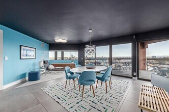 100 Park Ave W in Denver, CO - Foto de edificio - Building Photo