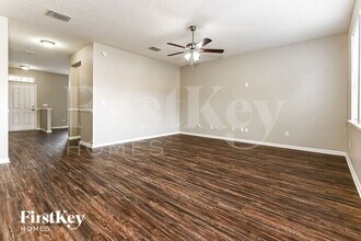 12199 Hazelmoor Ct in Jacksonville, FL - Building Photo - Building Photo