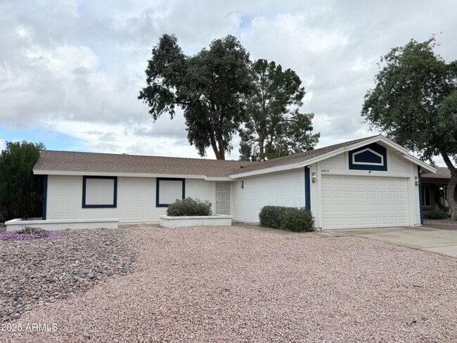 6814 E Sandra Terrace in Scottsdale, AZ - Building Photo - Building Photo