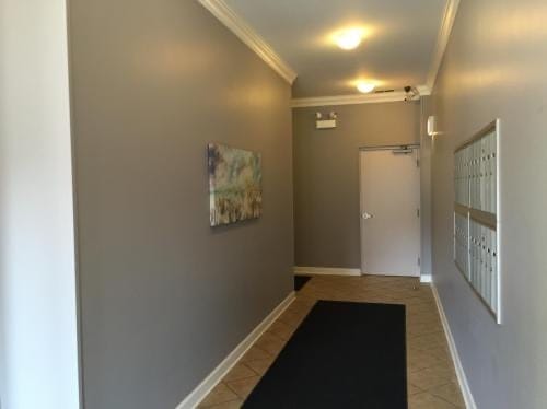 2040 W Belmont Ave, Unit 207 in Chicago, IL - Building Photo - Building Photo