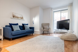 Le Demetrius in Montréal, QC - Building Photo - Interior Photo