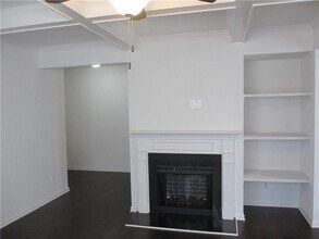 3930 Princeton Lakes Pass SW in Atlanta, GA - Building Photo - Building Photo