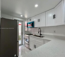 1234 Euclid Ave in Miami Beach, FL - Building Photo - Building Photo