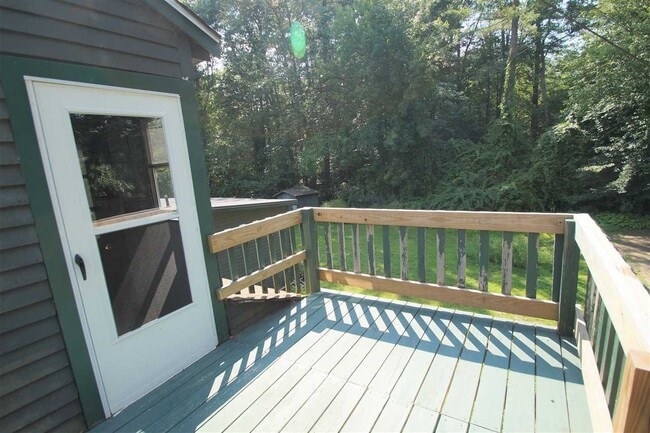 30 Coburn St in Salem, NH - Building Photo - Building Photo