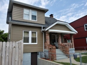 807 7th Ave in Dayton, KY - Building Photo - Building Photo