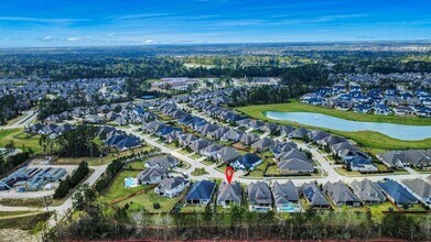 28065 Woodland Bend Way in Spring, TX - Foto de edificio - Building Photo