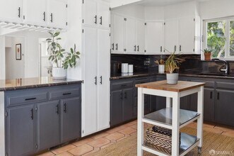405 Holladay Ave in San Francisco, CA - Building Photo - Building Photo