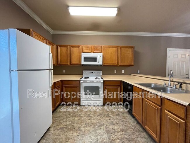 31855 LA-16 in Denham Springs, LA - Building Photo - Building Photo