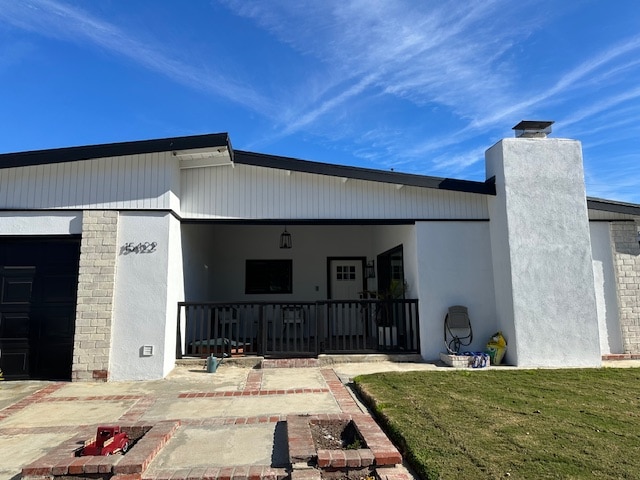 property at 15422 Norwich Cir