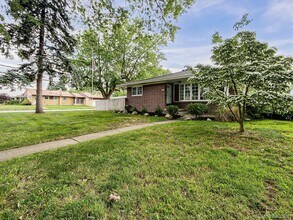 24620 Wood St in St. Clair Shores, MI - Building Photo - Building Photo