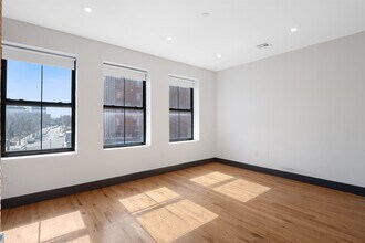 51 Harrison Ave-Unit -304 in Jersey City, NJ - Building Photo - Building Photo