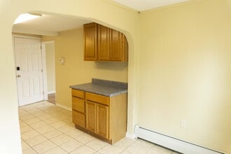 44 Terrace St, Unit Suite 2 in Wilkes-Barre, PA - Foto de edificio - Building Photo