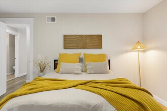 2410 W Bruneau Pl in Kennewick, WA - Building Photo - Building Photo