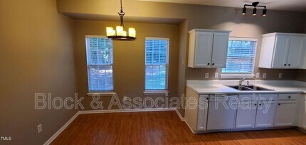 104 Wellspring Dr in Holly Springs, NC - Building Photo - Building Photo