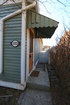 1233-1219 19 Avenue NW in Calgary, AB - Building Photo