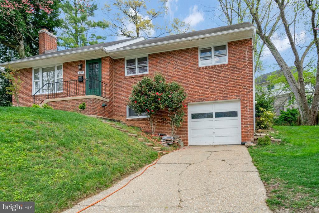 4200 35th St N in Arlington, VA - Building Photo
