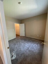 7255 W Sunset Rd in Las Vegas, NV - Building Photo - Building Photo