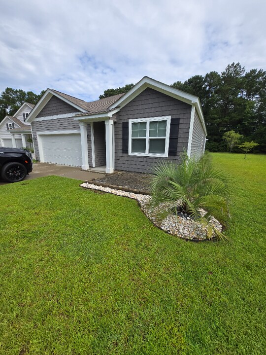 1428 St Dunstan Ct SE in Bolivia, NC - Foto de edificio