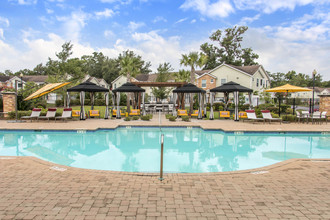 Fountains At Chatham Parkway in Savannah, GA - Foto de edificio - Building Photo