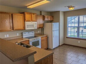 211 Foxglove St in Centerton, AR - Building Photo - Building Photo